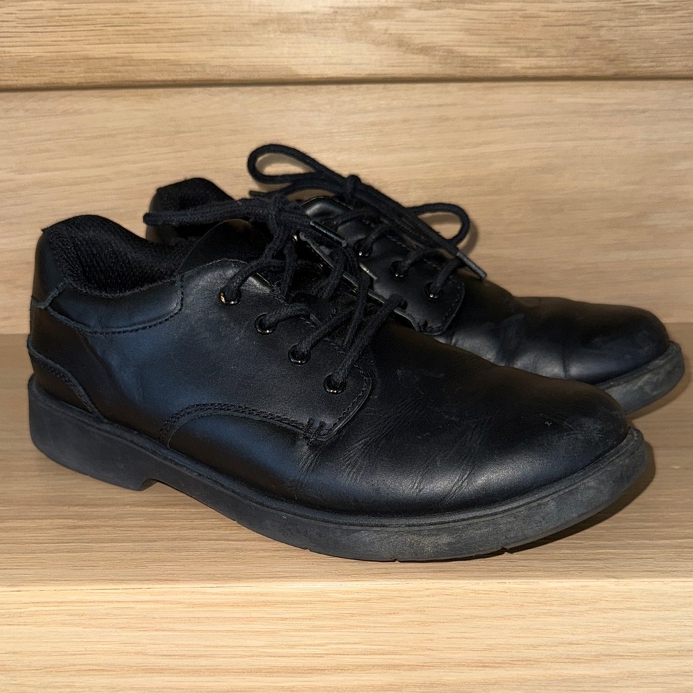 Stride Rite Classic boys Lace-Up black Dress Shoes Sz 4.5